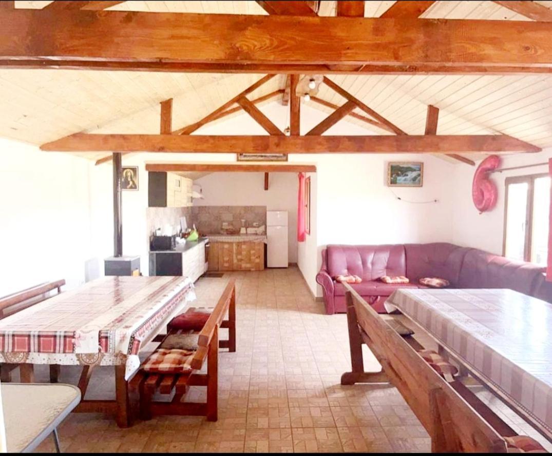 Vila Karina Apartment Carta  Екстериор снимка